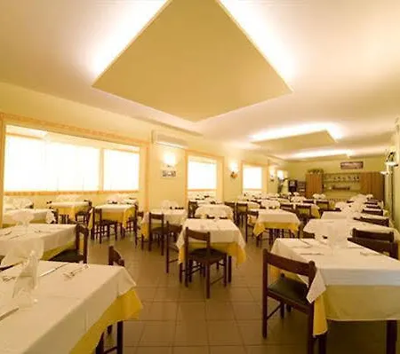 卡万尼酒店 酒店 里米尼